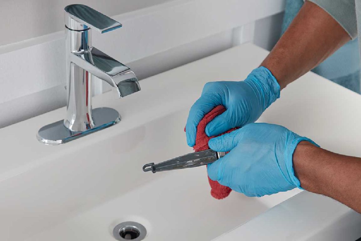 How to Remove a Sink Stopper