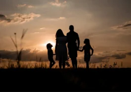 technology can be a valuable aid during family crisis